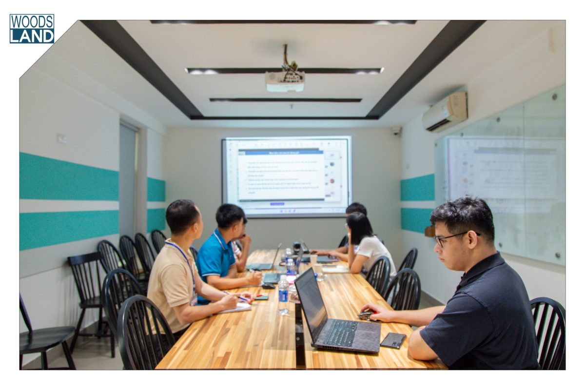 WOODSLAND TỔ CHỨC ĐÀO TẠO NỘI BỘ VỀ ĐÓNG GÓI SẢN PHẨM