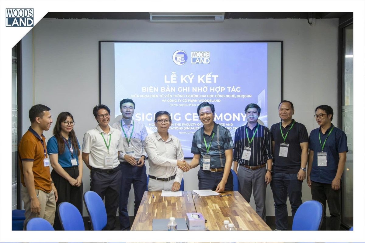 WOODSLAND KÝ KẾT BIÊN BẢN GHI NHỚ HỢP TÁC (MOU) VỚI KHOA ĐIỆN TỬ – VIỄN THÔNG, ĐẠI HỌC CÔNG NGHỆ – ĐHQG HÀ NỘI